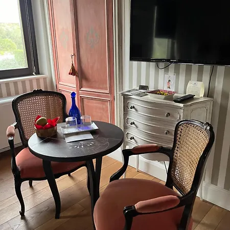 Séjour à la campagne Mandalay & *