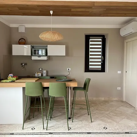 Séjour à la campagne Mandalay & *