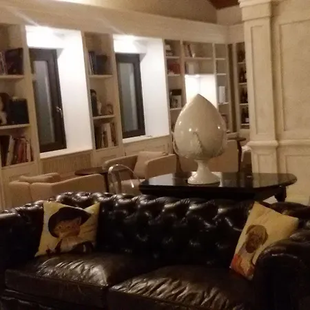 Mandalay & Séjour à la campagne Senigallia