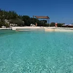 Mandalay & Εξοχικό σπίτι Σενιγκάλια