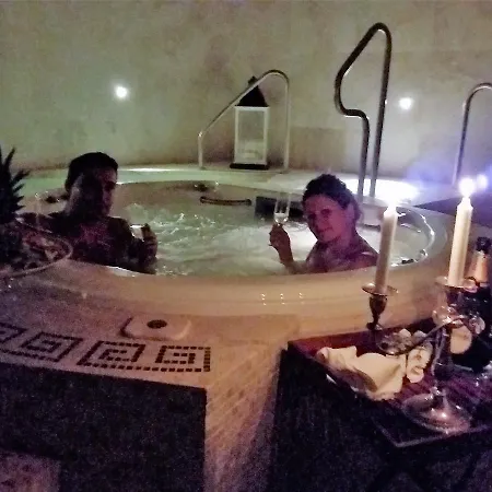 Mandalay & Casa di campagna Senigallia