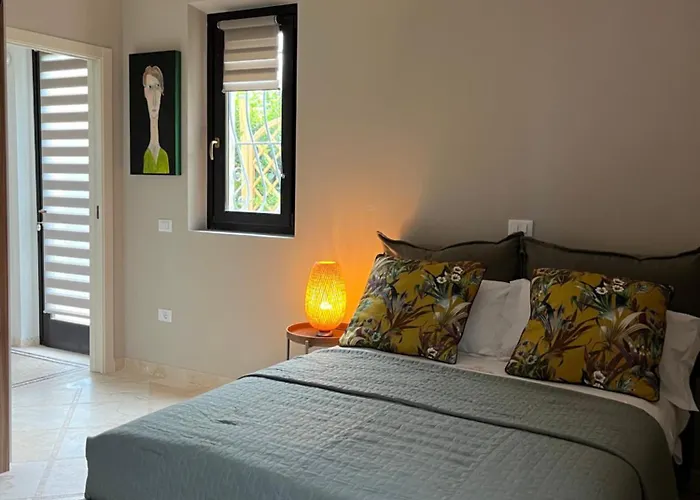 Country house Mandalay & *