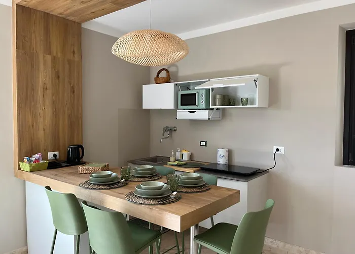 Country house Mandalay & *