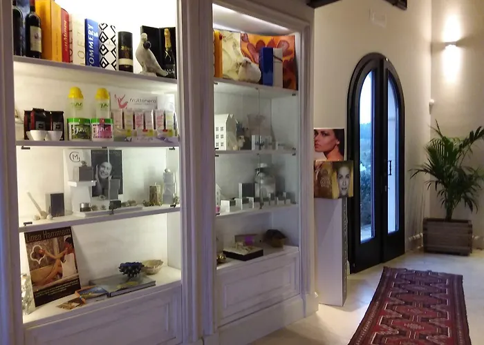 Mandalay & Country house *