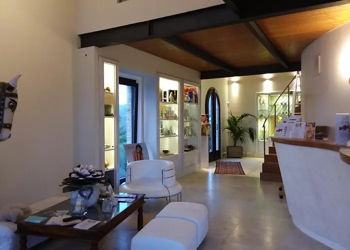 Mandalay & Country house