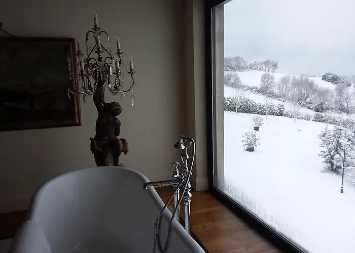 Mandalay & Country house *