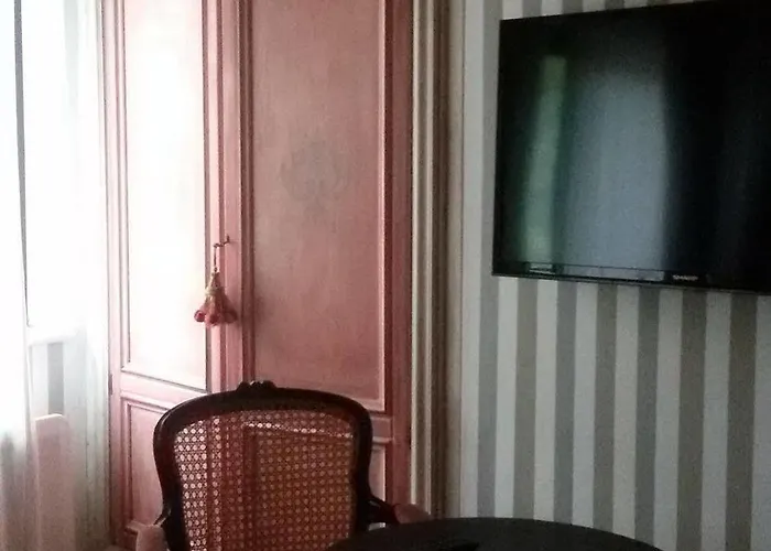 Country house Mandalay & *